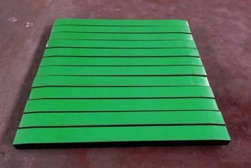 iPhone Fold最引人注目的或许是iOS与iPadOS的深度融合——展开后可自动调用iPad应用生态