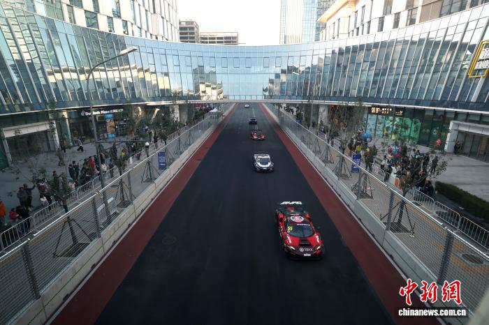 2025 GT世界挑战赛北京收官：原力赛车87号车组夺