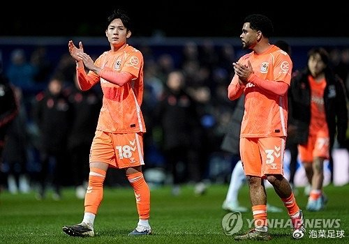 梁民革落选世界杯名单引热议，金泉尚武绝平光