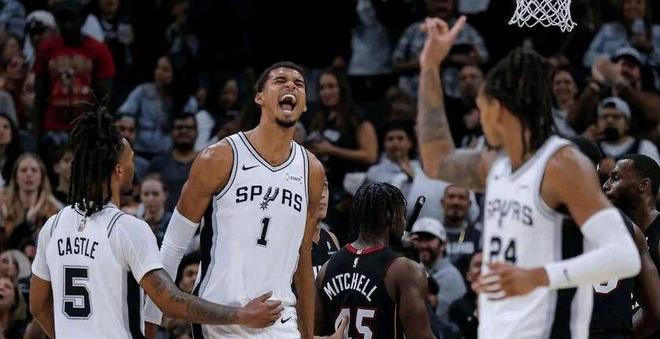 文班亚马41+16创历史最快两双 马刺9连胜登顶西部