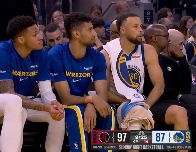 库里复出首战三分绝杀未果 勇士四连败陷困境