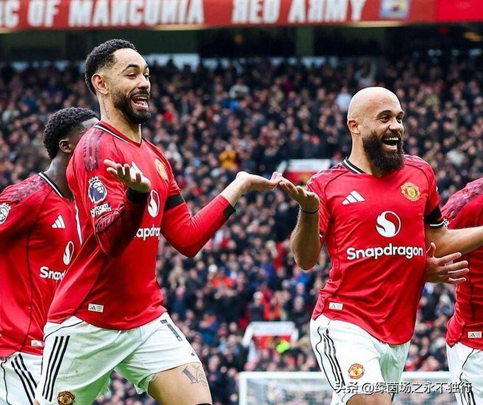 曼联对阵利兹联关键战：冲击欧冠资格